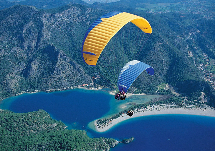 Paragliding